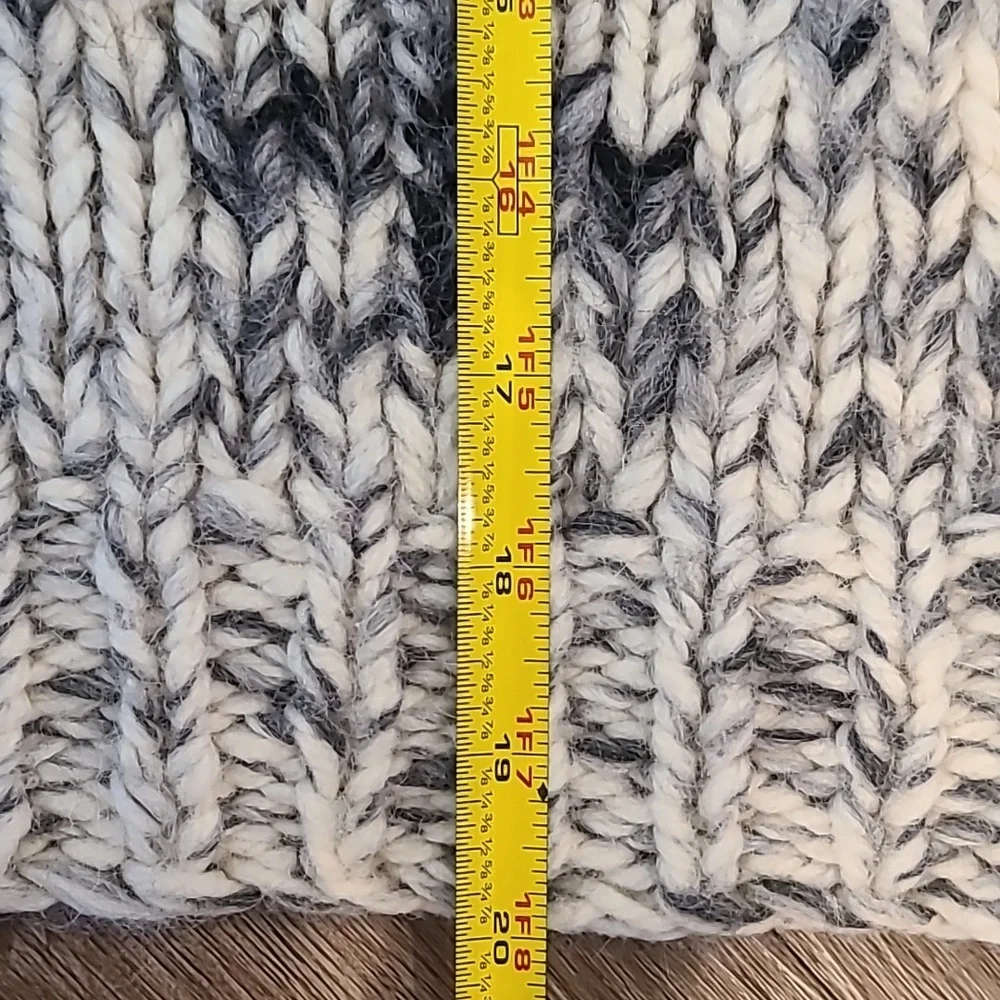 Express Snowflake Pattern Cowl Neck Sweater - Picture 5 of 6